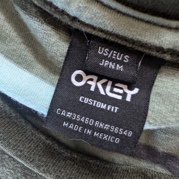 Men's Oakley T-shirt Shirt - Picture 3 of 6